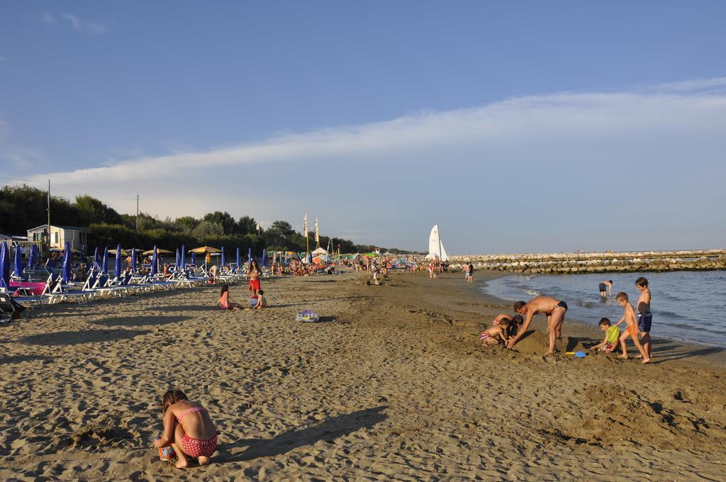 Adria Holiday Villaggio San Francesco Duna Verde Esterno foto